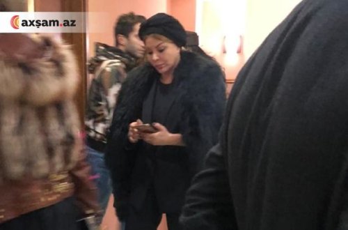 Айгюн Кязымова на поминках брата - ФОТО