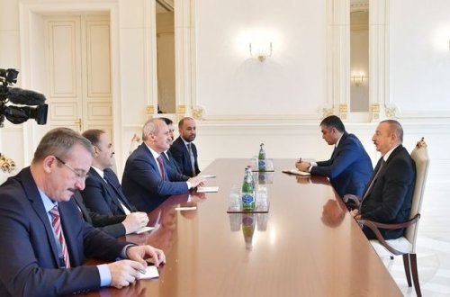 İlham Əliyev türkiyəli nazirlə görüşdü - YENİLƏNİB + FOTO