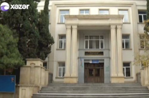 Bakıda məktəb qəzalı vəziyyətə düşdü – Video