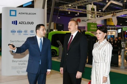 İlham Əliyev və Mehriban Əliyeva “Bakutel-2019” sərgisi ilə tanış oldular - YENİLƏNİB + FOTO