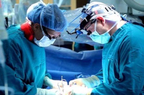 Həkimlər xəstəni səhv saldı - Xəstəxanada skandal