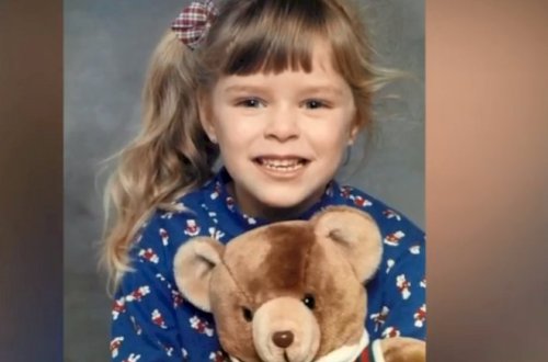 Yeddi yaşından başlayaraq dörd il ərzində doğma qardaşı tərəfindən zorlandı - Video