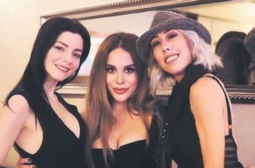 Gənc aktrisa depressiyadan çıxdı - FOTO