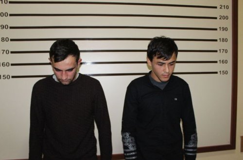 Azyaşlını hədələyib soydular - FOTO