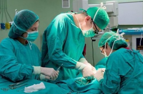 Азербайджанские врачи провели уникальную операцию - ВИДЕО