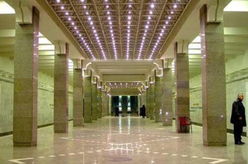 DİQQƏT: Bakıda bu metrostansiya hər an uça bilər!