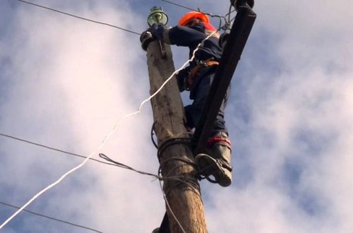 Cərəyan “Azərişıq” əməkdaşını yerindəcə öldürdü