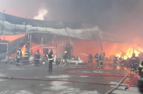 “EuroHome”dakı yanğın zamanı 3 nəfər saxlanldı