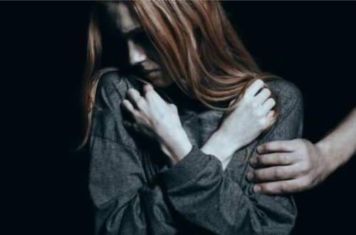 Bu geyimi geyən qadınlar təcavüz təhlükəsi yaşamayacaqlar- FOTO