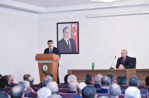 Kənd Təsərrüfatı naziri İnam Kərimov Biləsuvarda EKTİS-in tətbiqi ilə bağlı görüş keçirib