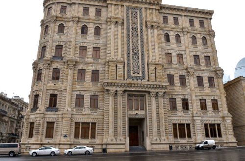 Heydər Əliyev Fonduna mane olmayaq