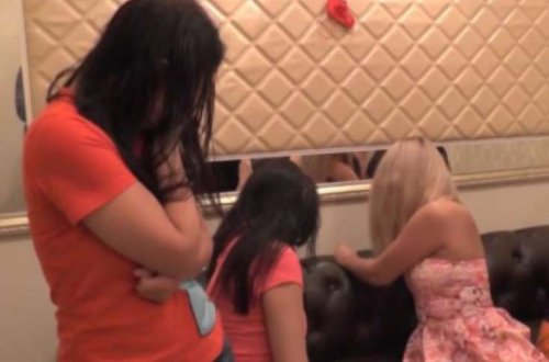 Otel fahişəxana çıxdı - 12 qız saxlanıldı: Aralarında tələbələr də var - FOTOLAR