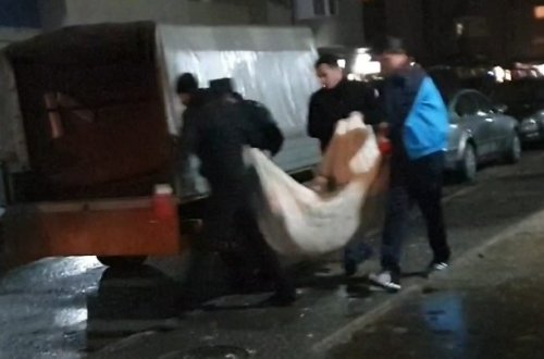 Məmur evində iki qadın vəhşicəsinə qətlə yetirildi - Bakıda - FOTO