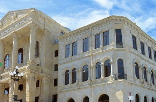 В Баку зарезали мать и дочь