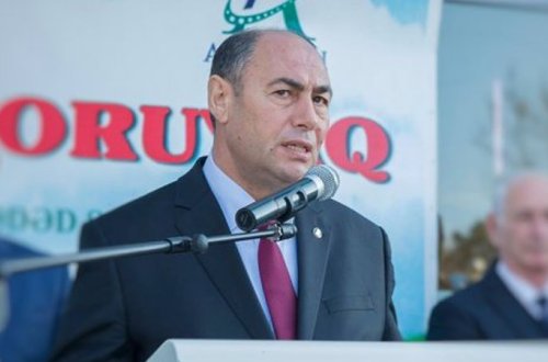 Dövlətə 1.3 milyon borcu olan şirkət Bərdəni necə abadlaşdırdı?