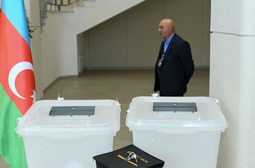 General deputatlığa namizədliyini irəli sürdü (FOTO)