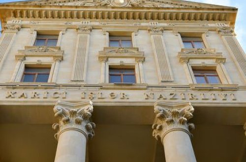 Rəsmi Bakının “qara siyahı”sına düşənlərin sayı çoxalıb