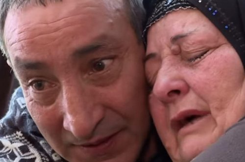 Azərbaycanlı ana Ermənistana aparılan oğluna qovuşdu - TƏSİRLİ ANLAR - FOTO