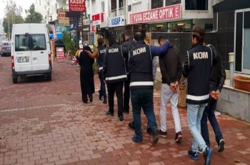 Yardım adı ilə insanlardan pul alan dəstə ələ keçirildi