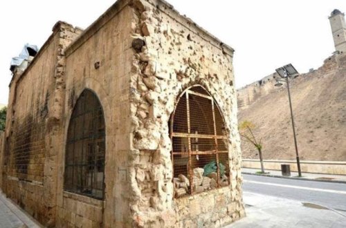 Азербайджанский фоторепортер посетил мавзолей Насими в Алеппо - ФОТО