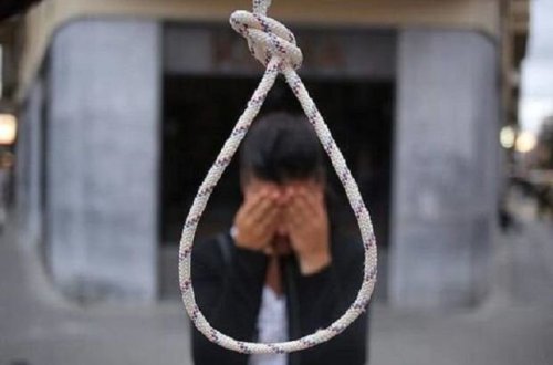 Böyrək ağrısına dözməyən qadın intihar etdi - Azərbaycanda