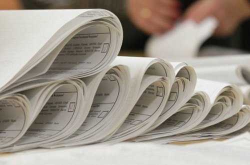 Səsvermə protokollarının məntəqə seçki komissiyasına təqdim edilməsi başa çatır