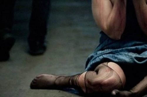 Onu sosial şəbəkələrdə satan sevgilisini güllələyib yandırdı