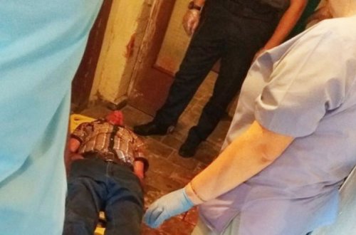 Bakıda dəhşət: Ekstrasens və 2 oğlu öldürüldü, meyitlərin qolu niyə bağlı olub? - VİDEO