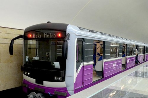 Metroda problem yarandı