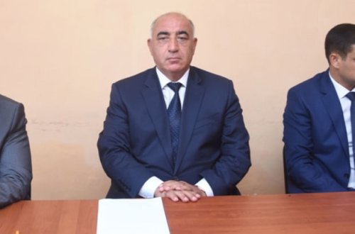 İlham Əliyev tutulan icra başçısını vəzifəsindən azad etdi