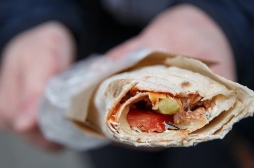 Bir manatlıq dönərin mənşəyi haradan gəlir? - VİDEO