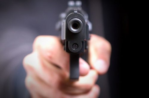 Bakıda iki nəfər maşında güllələndi - YENİLƏNİB + FOTO