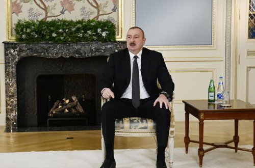 İlham Əliyev yerli telekanallara ilin yekunları ilə əlaqədar müsahibə verdi - FOTO