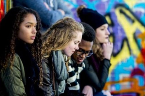 Bu ölkədə hər gün yüzlərlə qız yoxa çıxır - İNANILMAZ OLAY