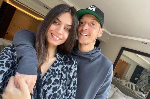 Mesut Ozil 219 yoxsul uşağın əməliyyatını üzərinə götürüb- FOTO