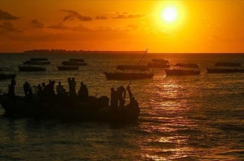 В Африке утонули 100 паломников-христиан