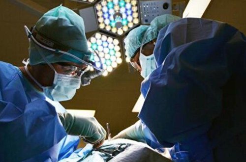 6 yaşlı uşağın mədəsindən görün nə çıxdı