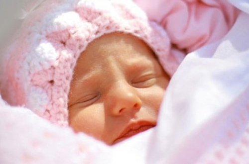 В бакинской больнице продали новорожденного. Раскрыты шокирующие подробности - ВИДЕО