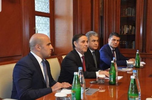 Göyçayda “xəlvəti deputat” bazarı - İcra başçısı mandatı kimə söz verib?