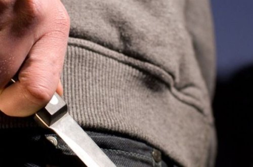 Житель Тертера пытался зарезать сотрудника полиции