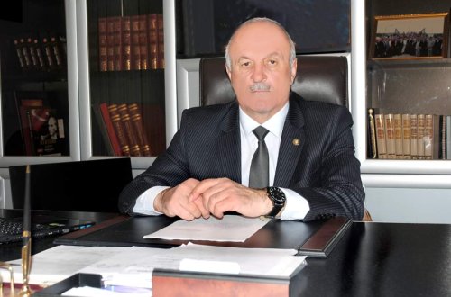 Mingəçevir Şəhər İcra hakimiyyətinin başçısı İlham İsmayılov şəhər sakinlərini təbrik etdi