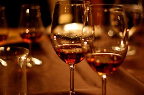 Bakıda saxta içki qurbanlarının sayı artır: Daha bir nəfər öldü