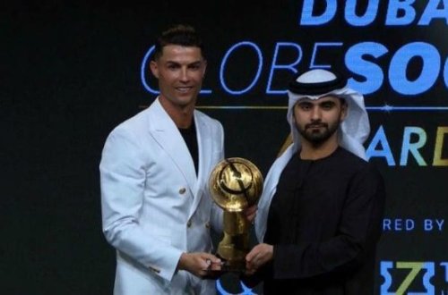 Yeni ilə yeni imiclə: Ronaldu “hörük” saxladı – FOTO