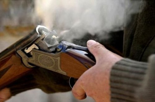 Azərbaycanda dəhşətli hadisə: Ata ev üstündə öz oğlunu amansızlıqla öldürdü