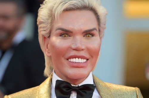 Я всегда ощущал себя Барби: известный «живой Кен» начал превращаться в женщину – ФОТО