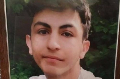 В Баку подросток совершил самоубийство