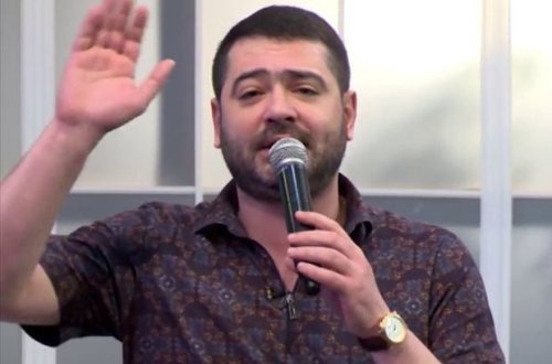 Известный мейханщик попал в больницу