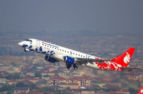 Bakıdan İstanbula gedən təyyarə Ankaraya eniş etdi