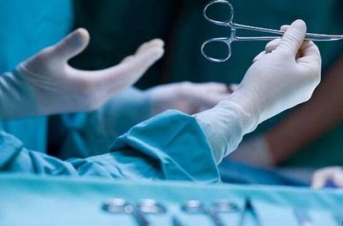 Azərbaycanda baldız böyrəyini gəlinə bağışladı