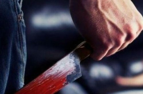 Ayaqlarından tavana bağladı, cinsiyyət orqanını yedi — ABŞ-da dəhşət - FOTO